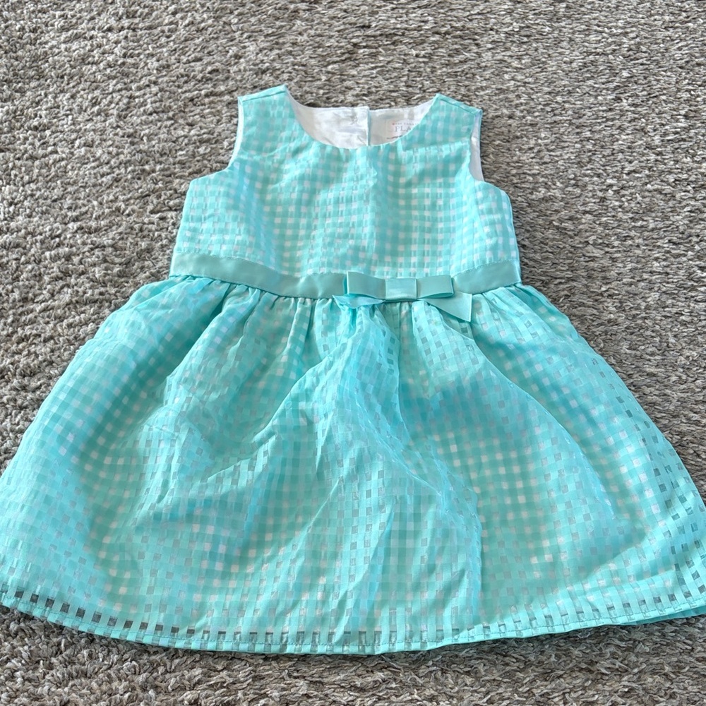 Toddler girl 4T plaid dress checkered pattern with bow detail